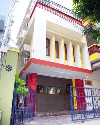 DAFFODILS SERVICED APARTMENT