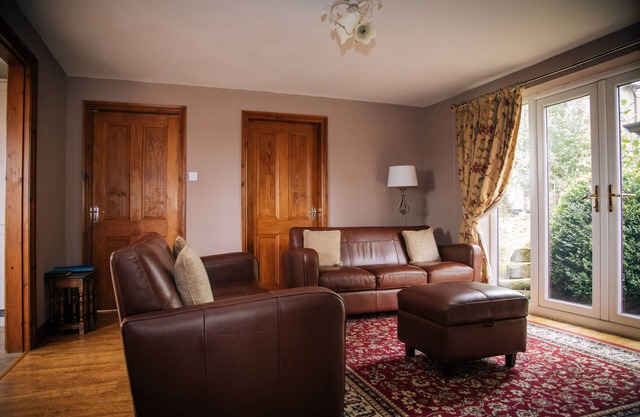 Dairyman's Cottage - 2 bedroomed bungalow in perfect rural setting.