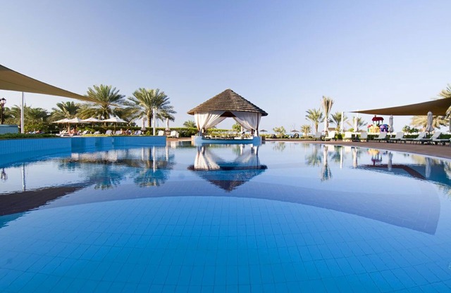 Danat Jebel Dhanna Resort