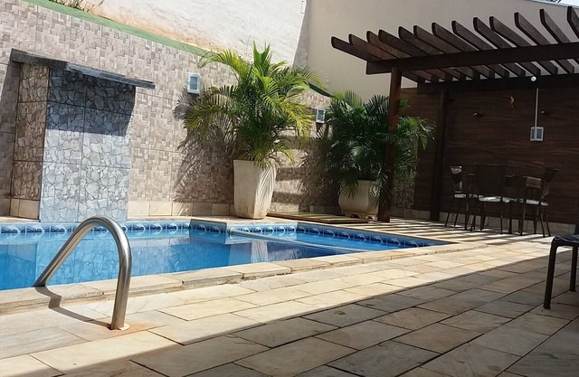 DANIEL SEASON HOUSE- 3 minutes from the park, pool, air, Wi-Fi, billiards and TV.