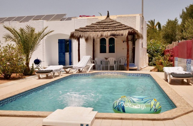 'DAR Leyla' CHARMING VILLA WITH POOL. AT THE HEART OF THE DJERBIAN CAMPAIGN