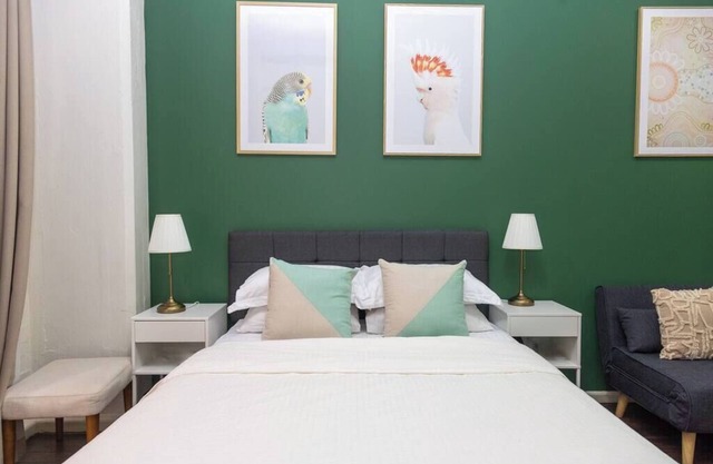 Darling Harbour Studio w Pool Sauna Gym Jacuzzi