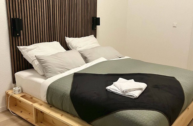 Das Le-host Präsentiert Sich in Einer Stilvollen 2-raum-wohnung