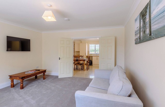 Dawson Park 4 - UK12663