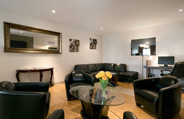 Days Inn by Wyndham Montreal East