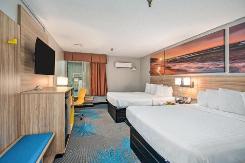 Days Inn & Suites by Wyndham Mt Pleasant