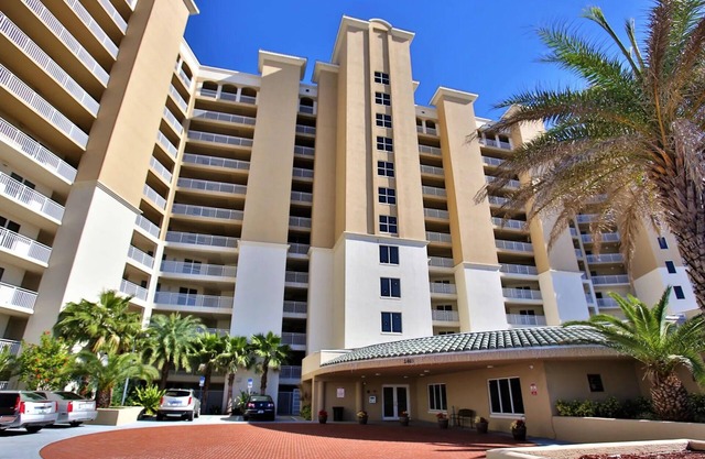 Daytona Beach Luxury 3bed 3bath beachfront family condo.n