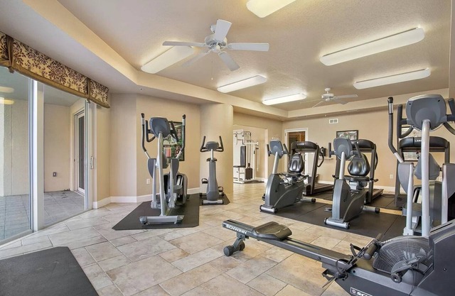 Daytona Beach Ocean Front with beautiful Amenities