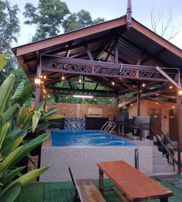De sepakat cottage private pool
