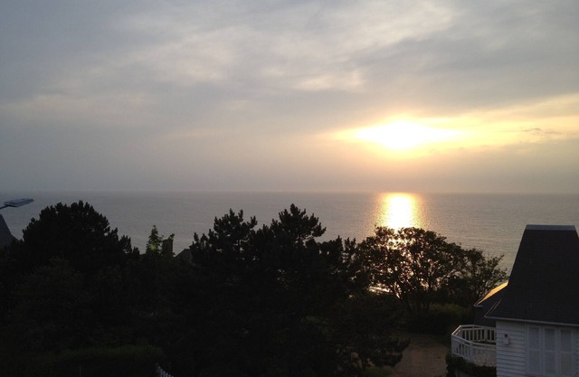Deauville/Trouv/Loc. apartment t 65m2, panoramic SEA VIEW, 2 adults, 2 CH, WIFI