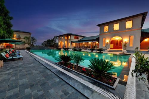 Debu's The Fern Resort & Spa, Jim Corbett