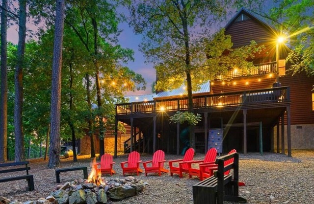 Decked Out for 21! Views, Games & Bunk Bliss
