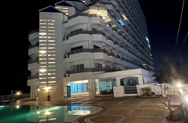 Deleted Account Do Not Book3nn