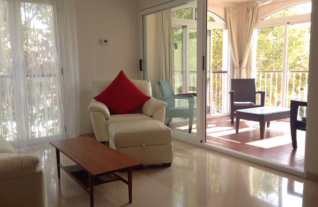 Delightful 2 bed Apartment in Javea Port. Air con, Wifi, Pool and Secure Garage.