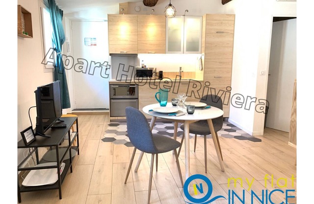 Delightful and welcoming 1 bedroom A/C -