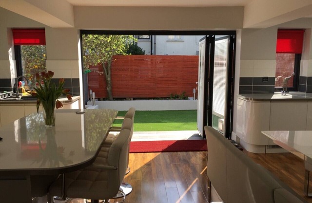 Delightful Luxury Bath & Breakfast 4