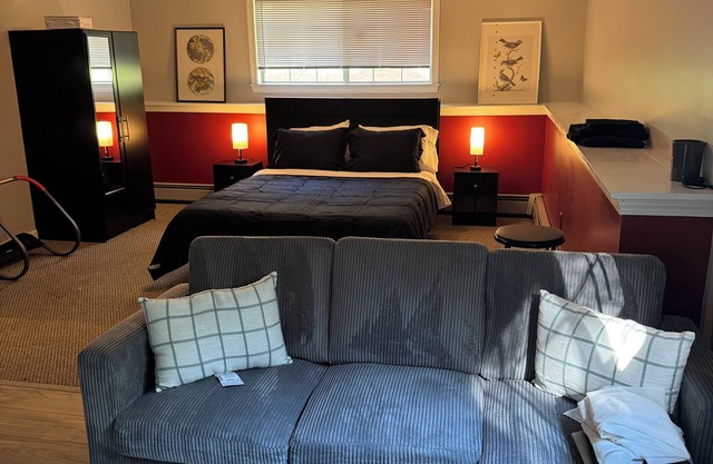 Delightful Studio with AC and Heat in Naugatuck