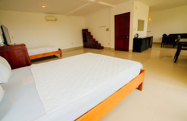 Delux family room with sea view - Be Home 4 Sunset House