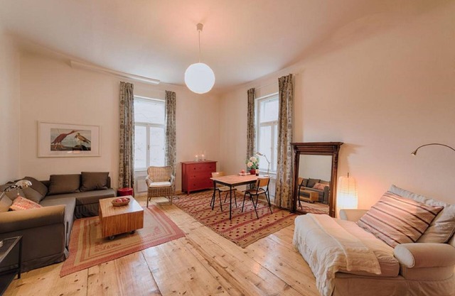 Deluxe Apartment Top 3