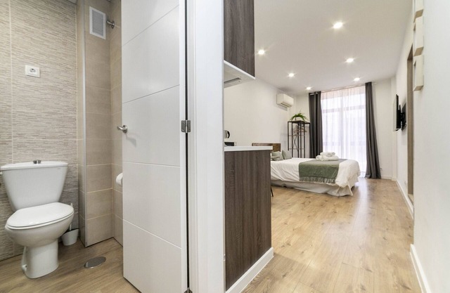 Deluxe III - Ferga Suites