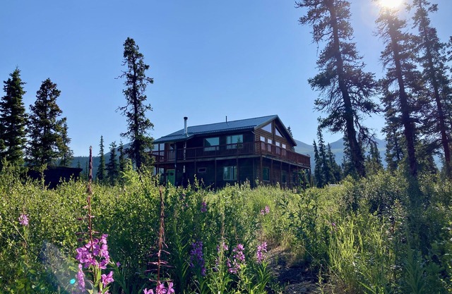 Denali Park - Ridgeview House with 360 mountain views all around!