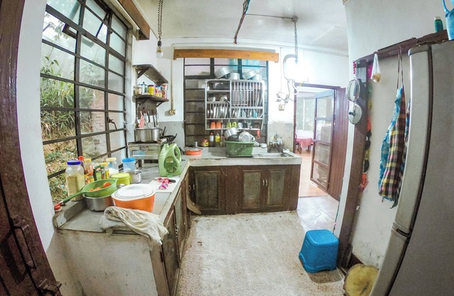 Denzong House and Restaurant