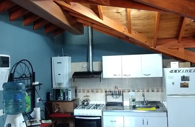 Departamento Cálido y Luminoso Excelentes Vistas al Canal Beagle y las Montañas