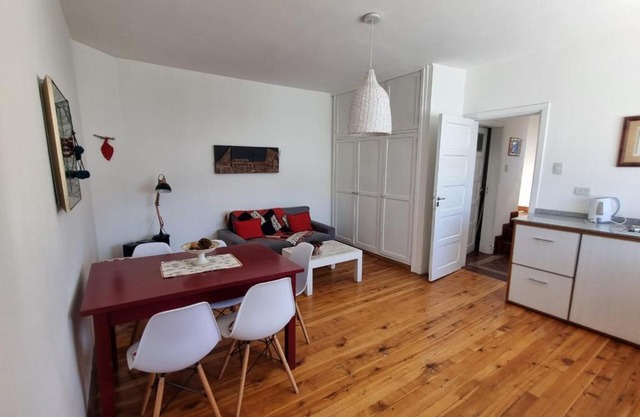 Departamento cálido y céntrico