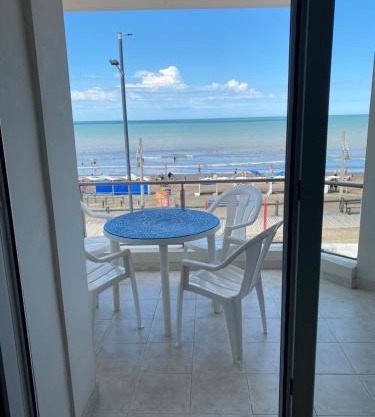 Departamento frente al mar 1 B