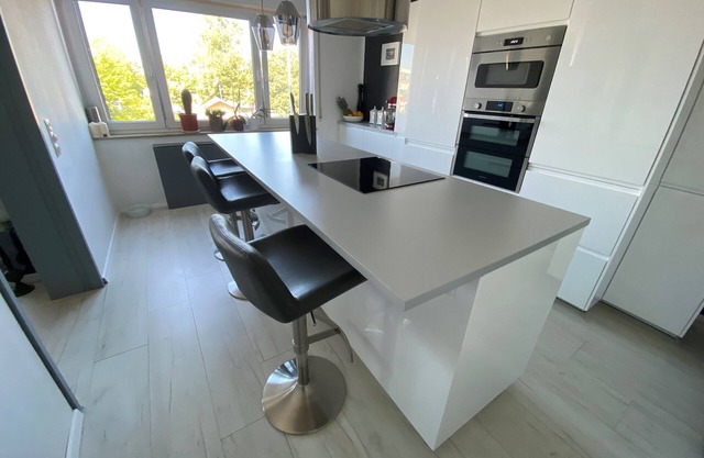 Design 3 room apartment trade fair/airport