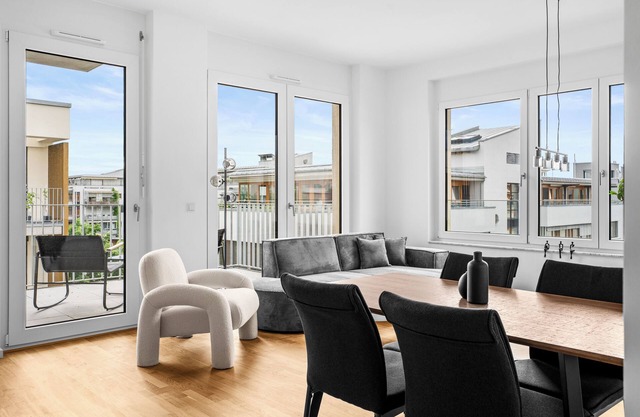 Design 3 Room Apart. ALESSI I Family I Centre I Panzer Kaserne I Balcony & AC