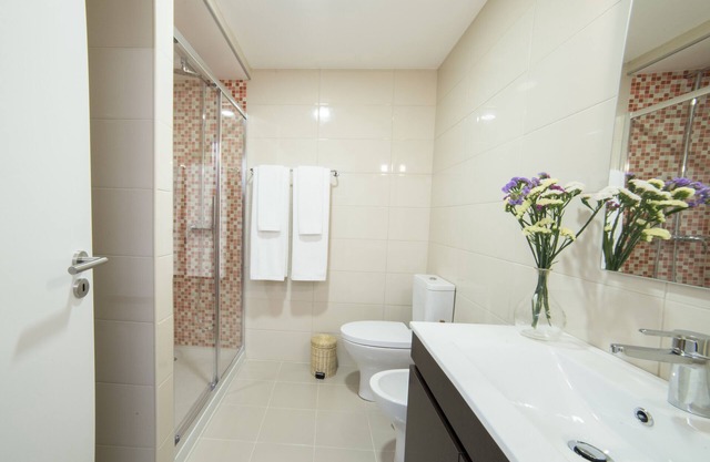 Design apartment with A/C, wifi, outside patio and 500 meters from city center