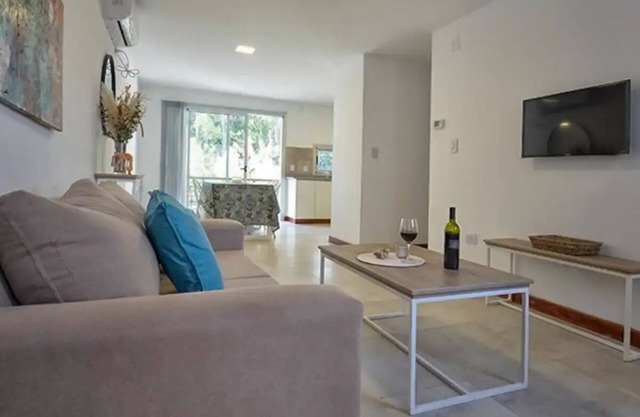 Designer Property on Wine Routenn