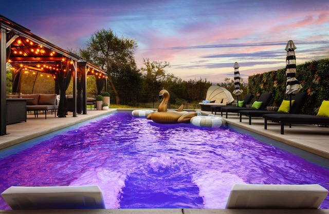 Designer Retreat! | Private Pool, SPA , & Theater~