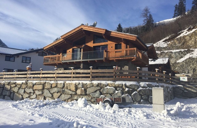 Detached chalet with sauna and terrace