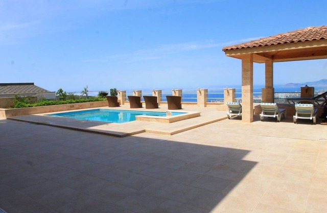 Detached duplex villa