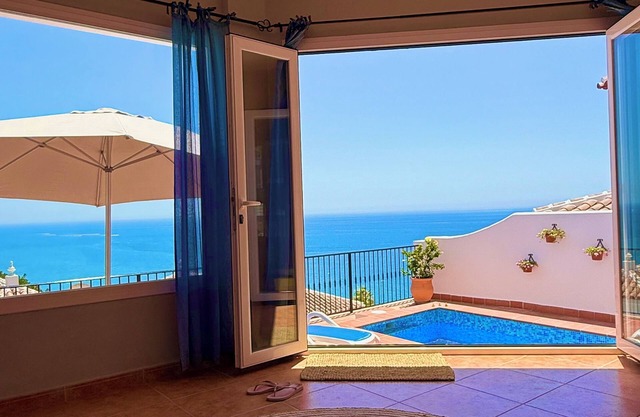 Detached holiday villa with spectacular sea views, large sun terrace, A/C, WIFI