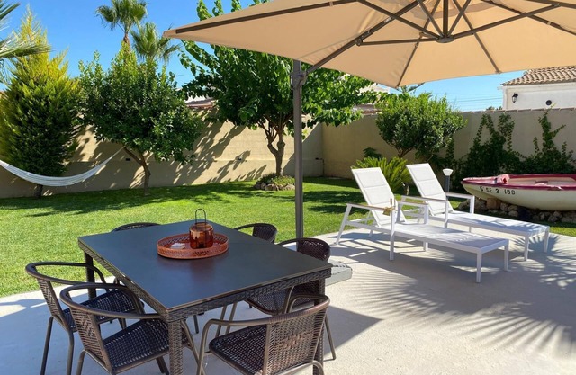 DETACHED VILLA WITH PRIVATE POOL. LOCATED BETWEEN THE 2 LAGOONS.