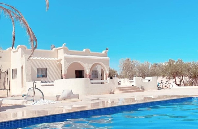 Detached villa with pool