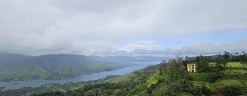 Detox Valley Villa with Indoor Swimming pool & AC