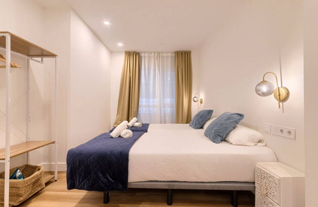 Deustown apartments for 4