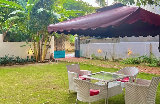 Devmad Homestay cozy villa nTranquil 2-bedroom villa in Greater Noida with AC