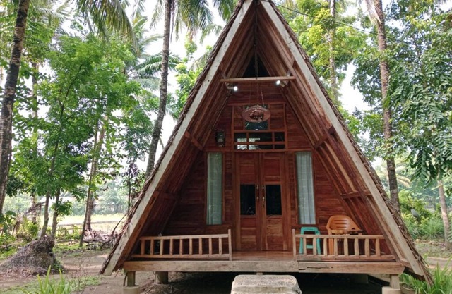DFC Adventure Lodge - Community-Based Ecotourism in Ujung Kulon National Park