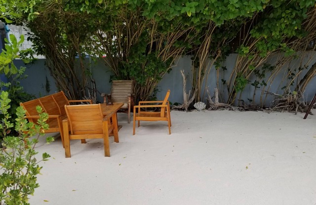 Dhaffalhu Tourist lodge