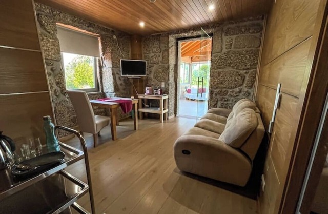 Diamond Room with private bathroom