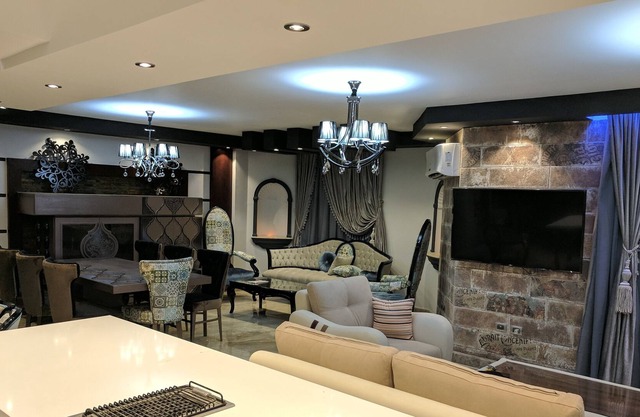 Dilemma of View - Luxury and Location , Heliopolis