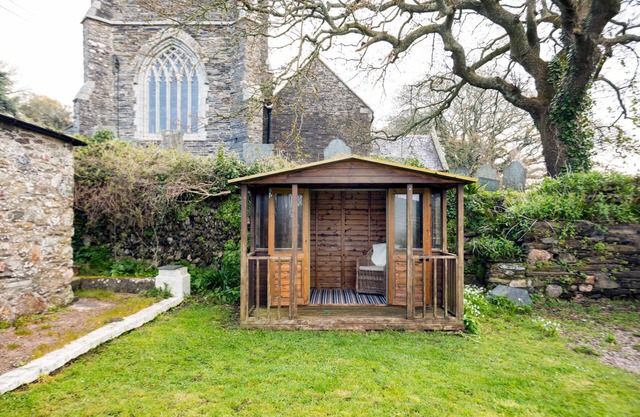 Dingles Cottage