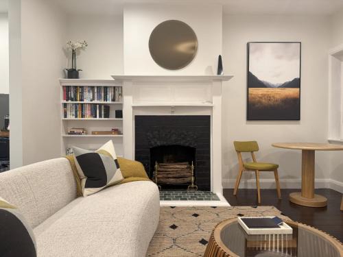 Discerning in Thorndon