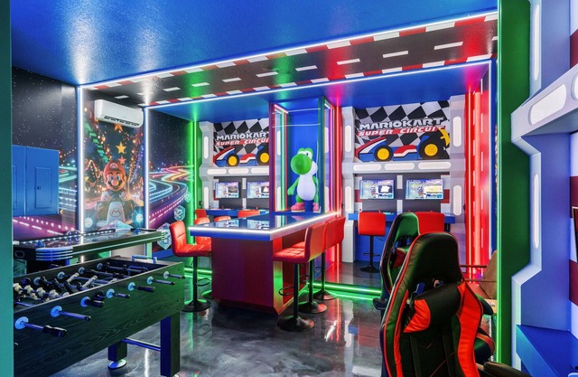 Disney! Private Pool, Hot Tub, Game Room & Themed Bedrooms. Book Now! #WC38