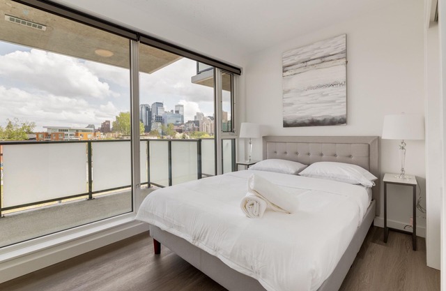 *Divine*City View Suite in Kensington *2Bed+2Bath